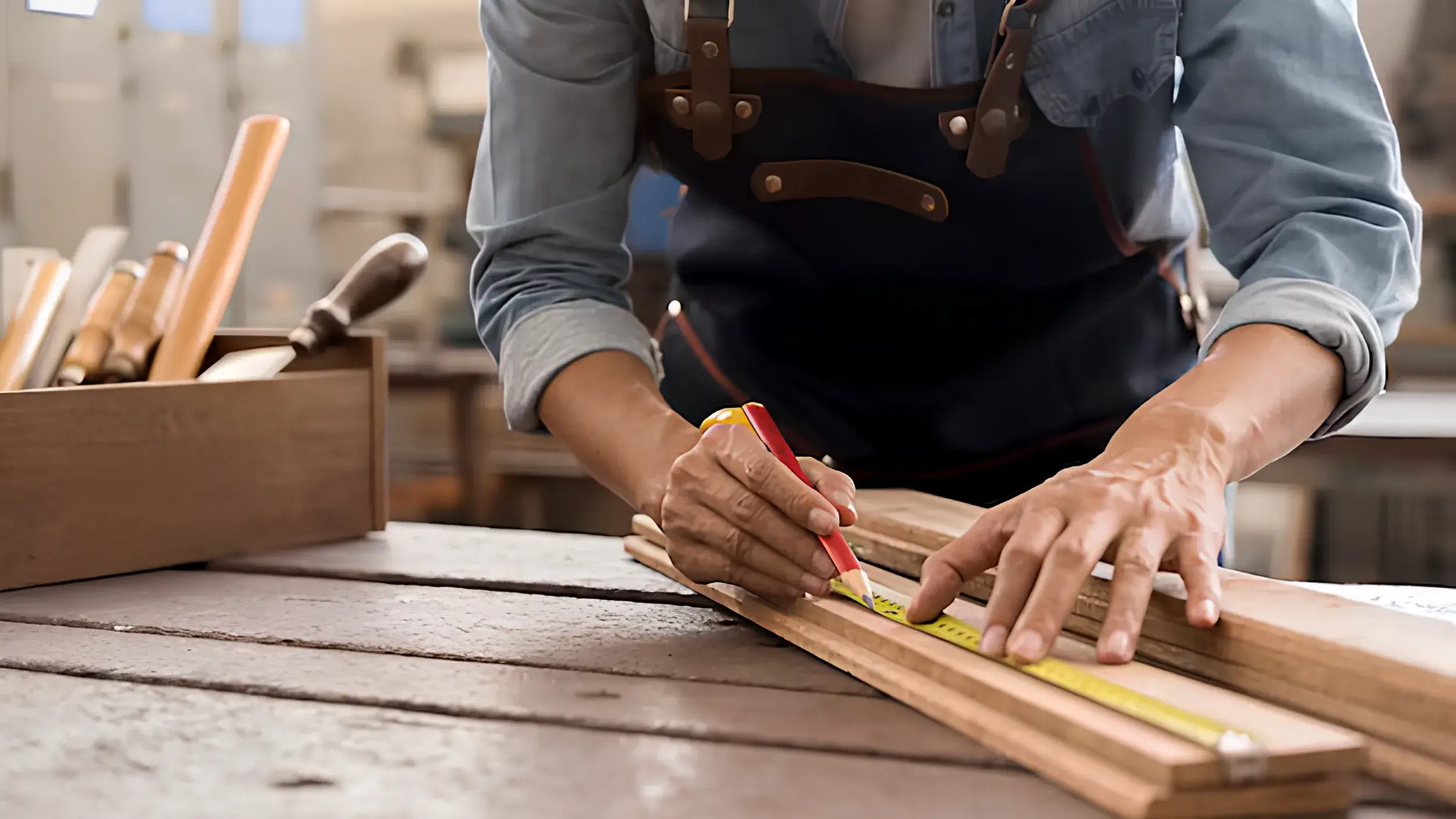 Profesionales capacitados trabajando en equipo